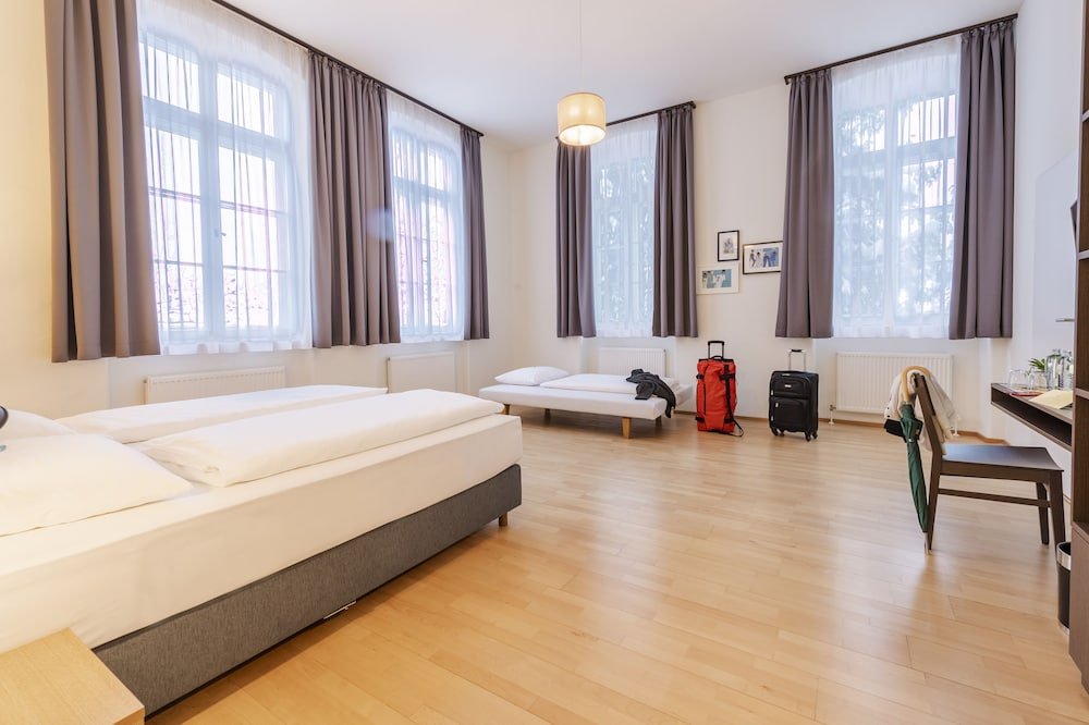 Фото Jufa Hotel Bregenz