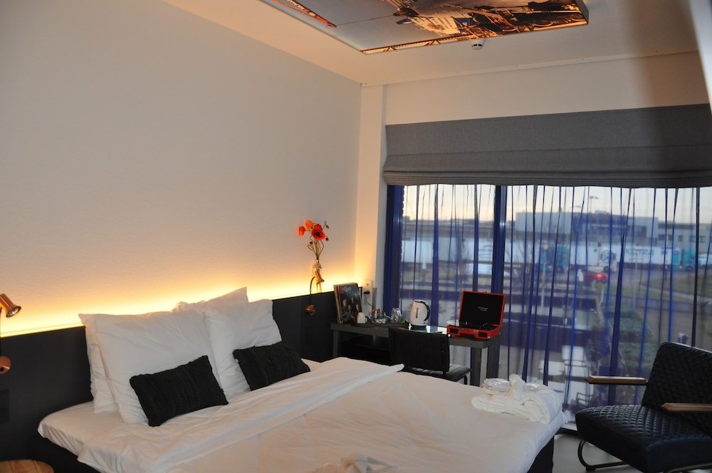 Фото Hotel Rauw aan de Kade