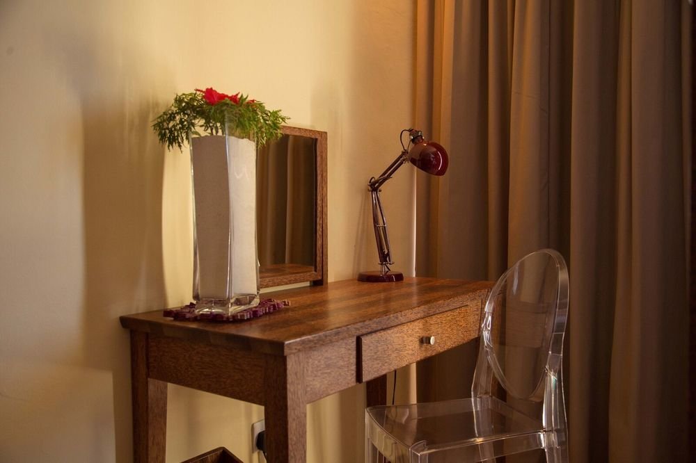 Фото The Z Hotel