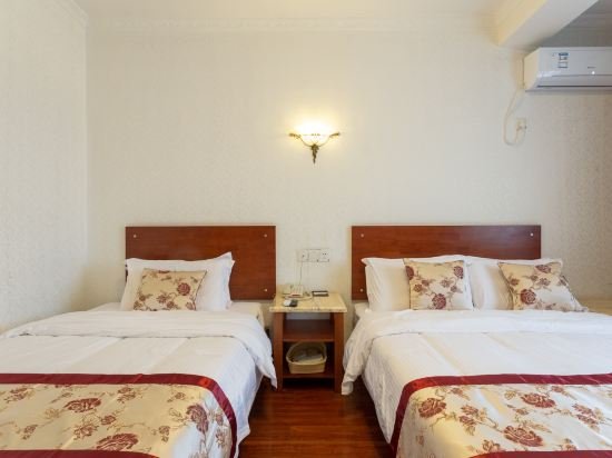 Фото GreenTree Alliance Shandong Qingdao Huangdao ZhanGYAnshan Road ZhonGYAng Hotel