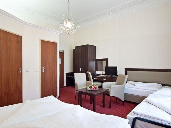 Фото Garner Hotel Hamburg Graf Moltke by Ihg