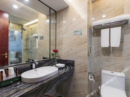 Гостиница Manhatton Hotel Zhuhai
