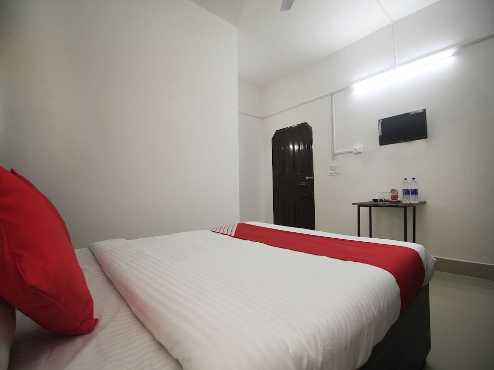 Фото Oyo 12992 Prince lodge