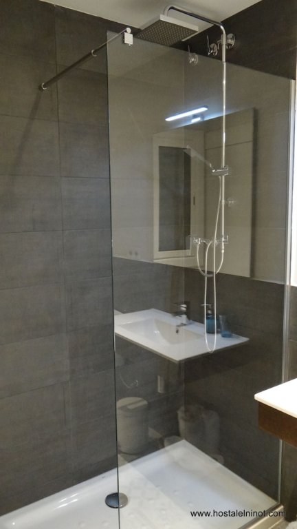 Фото Hostal El Ninot