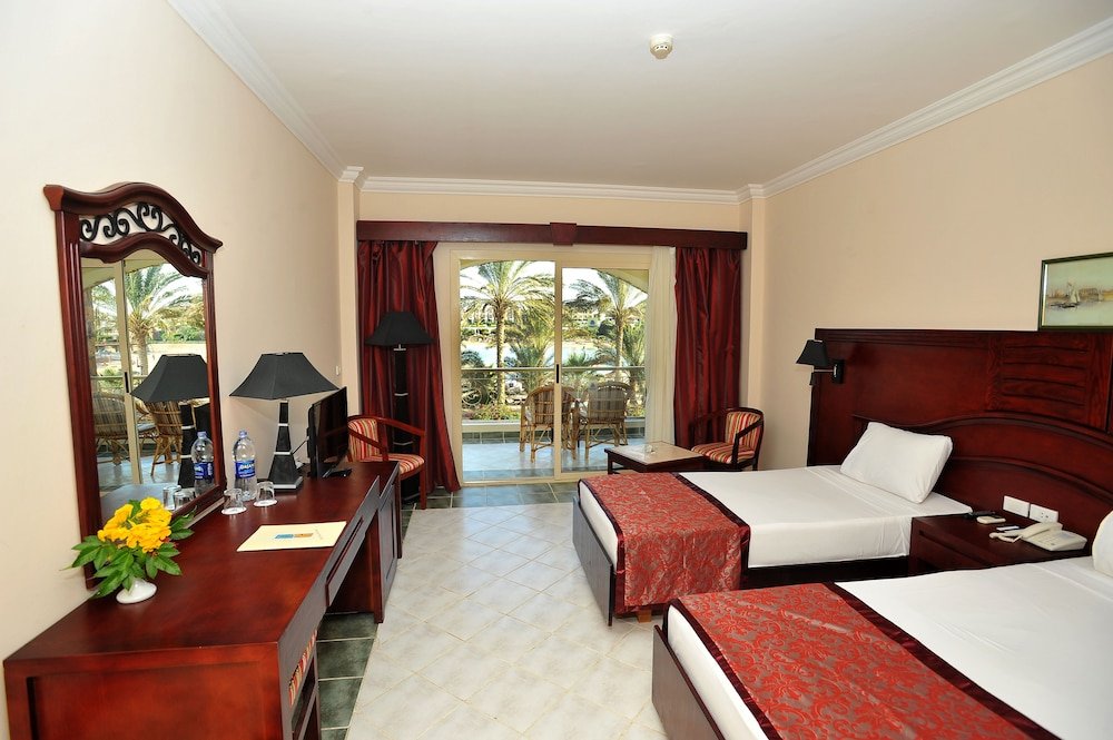 Фото Brayka Bay Resort