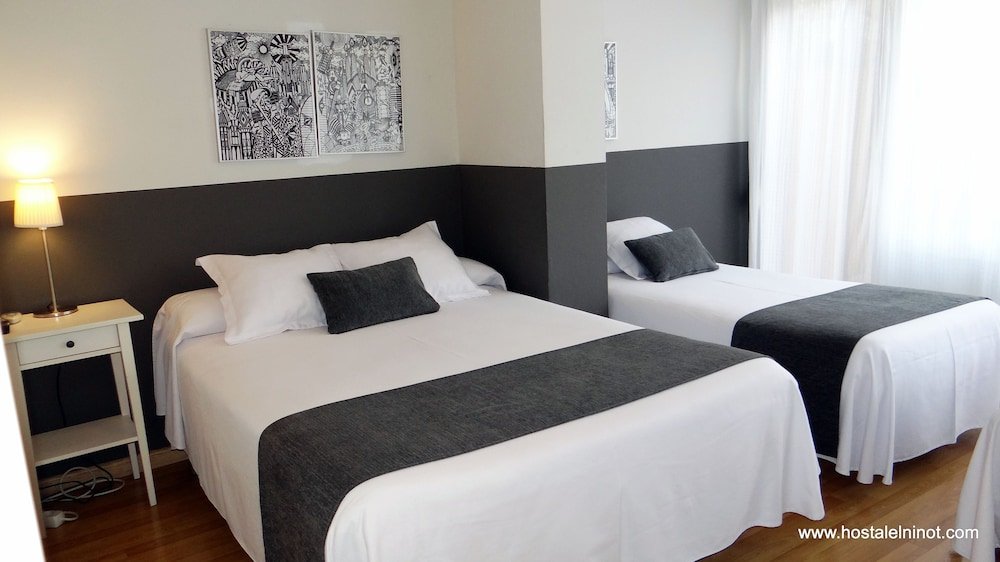 Фото Hostal El Ninot