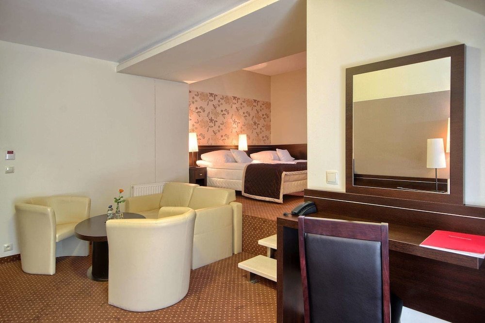 Фото Hotel Zacisze w Turawie