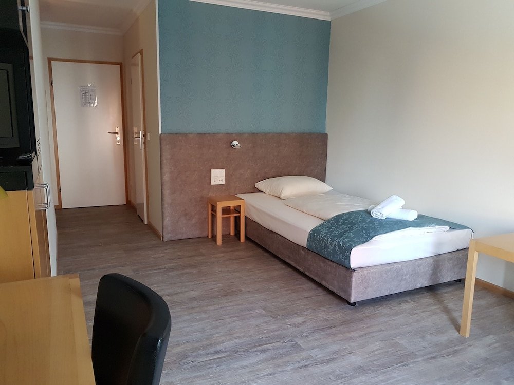 Фото Hotel zum Weissen Ross