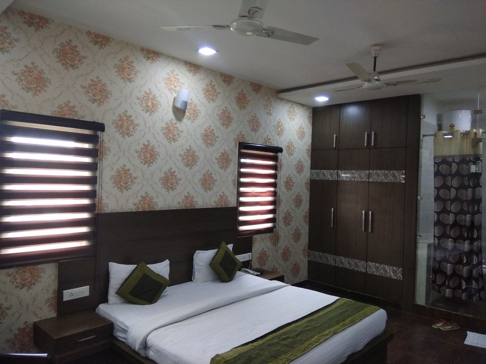 Фото Oyo 12154 Hotel Heaven Resort