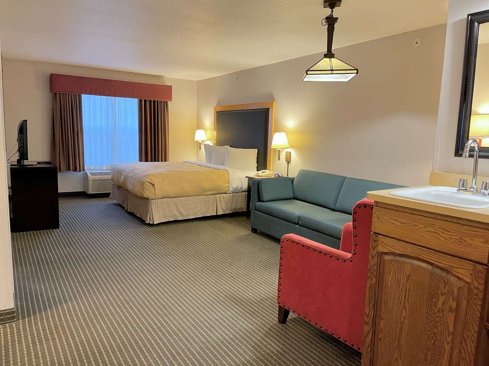 Фото Holiday Inn Express & Suites Zion by IHG