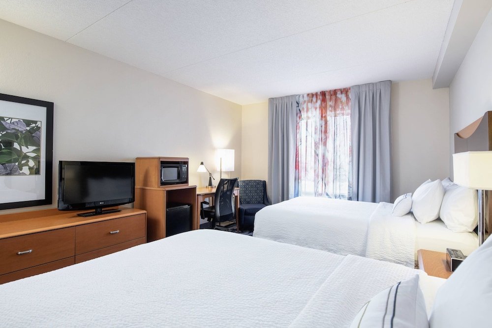 Фото Fairfield Inn & Suites by Marriott Winnipeg