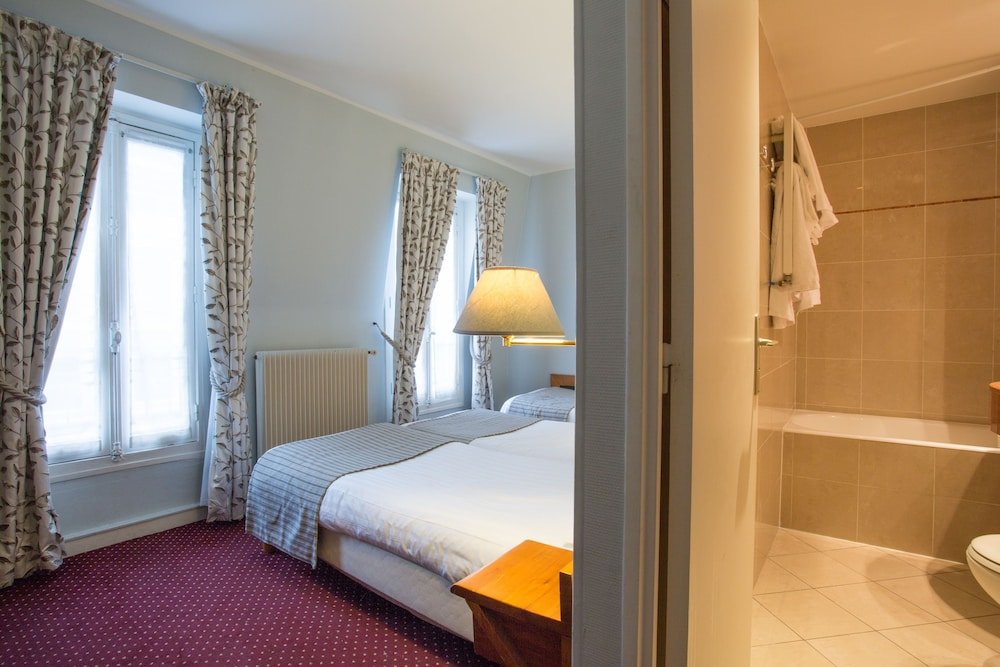 Фото Hotel France Eiffel