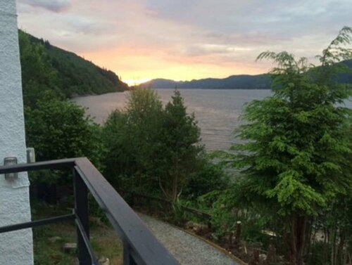Гостиница The Lochside Hostel