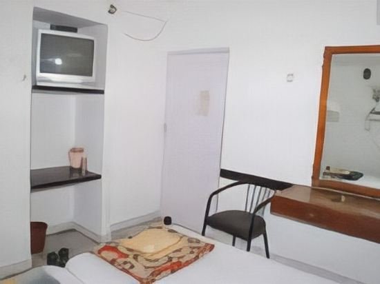 Фото Hotel Shriram