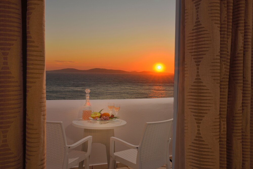 Фото Saint John Hotel Villa SPA