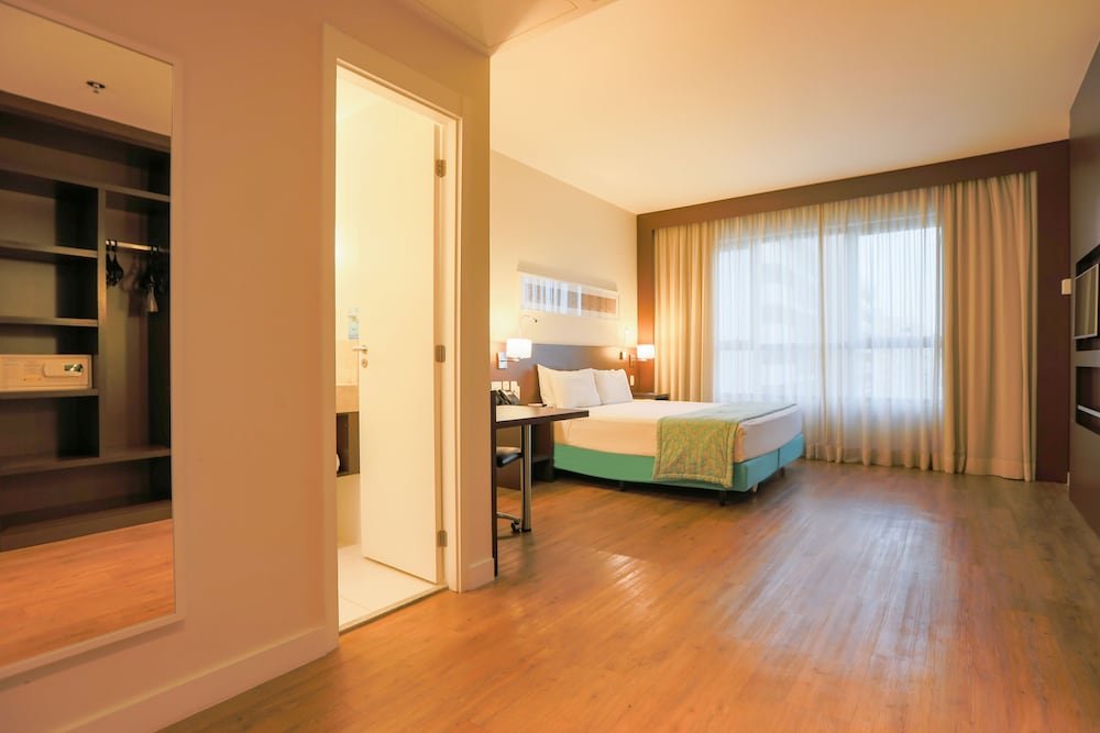 Фото Comfort Hotel Sao Caetano