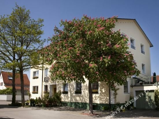 Hotel Drei Löwen, Dachau, photo