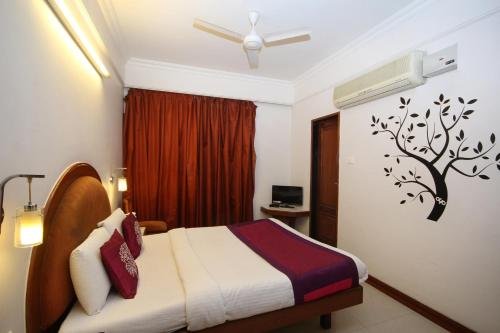 Фото Oyo 765 Hotel Sunil Residency