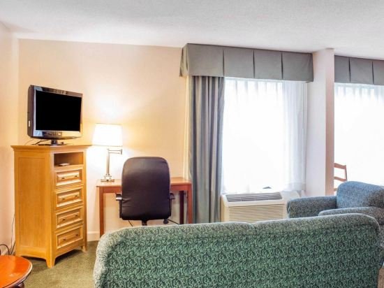 Фото Quality Inn Raleigh near Walnut Creek Amphitheatre