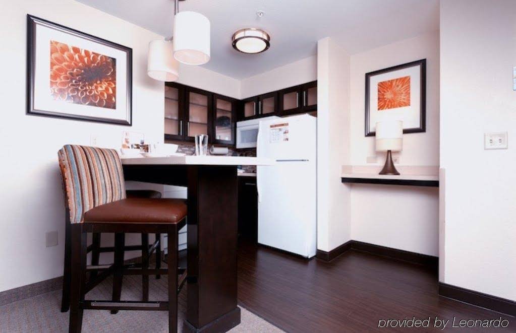 Фото Sonesta Es Suites Austin The Domain Area