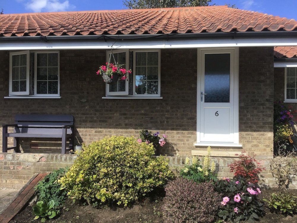 Фото The New Inn Motel