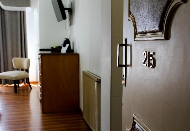 Фото 89555593686