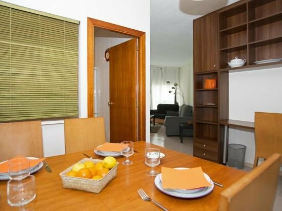 Гостиница Apartment Bright Sagrada Familia в Барселоне