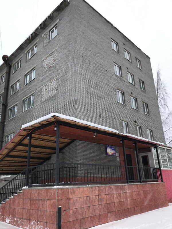 Гостиница Зори в Полярных Зорях