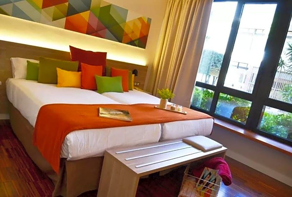 Фото Hotel Escuela Santa Cruz