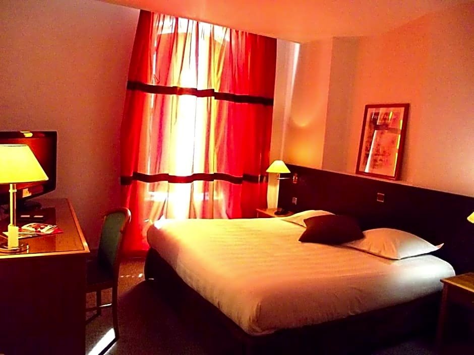 Фото The Originals Boutique, Grand Hôtel St Pierre