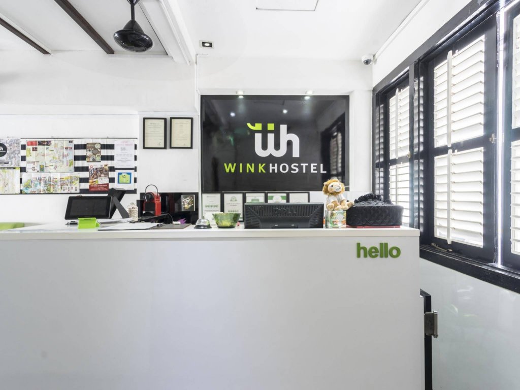 Фото Wink @ Mosque Street