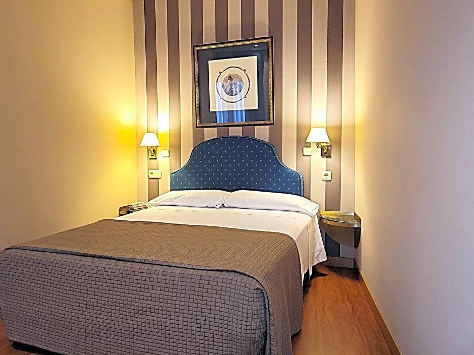 Фото Hotel Zenit Imperial