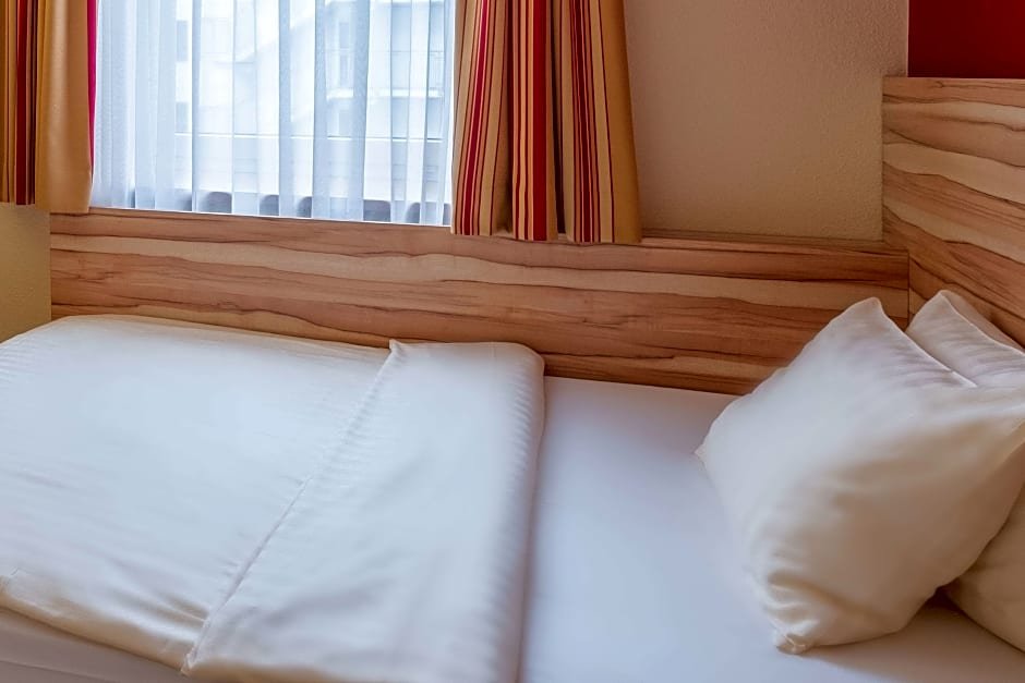 Фото Star Inn Hotel Premium Bremen Columbus, by Quality