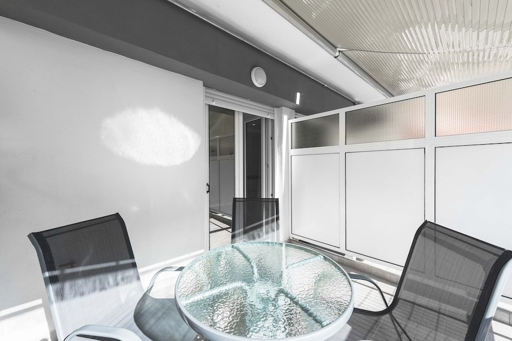 Фото Cosmopolitan Apartments Nilie Suites & Aprts