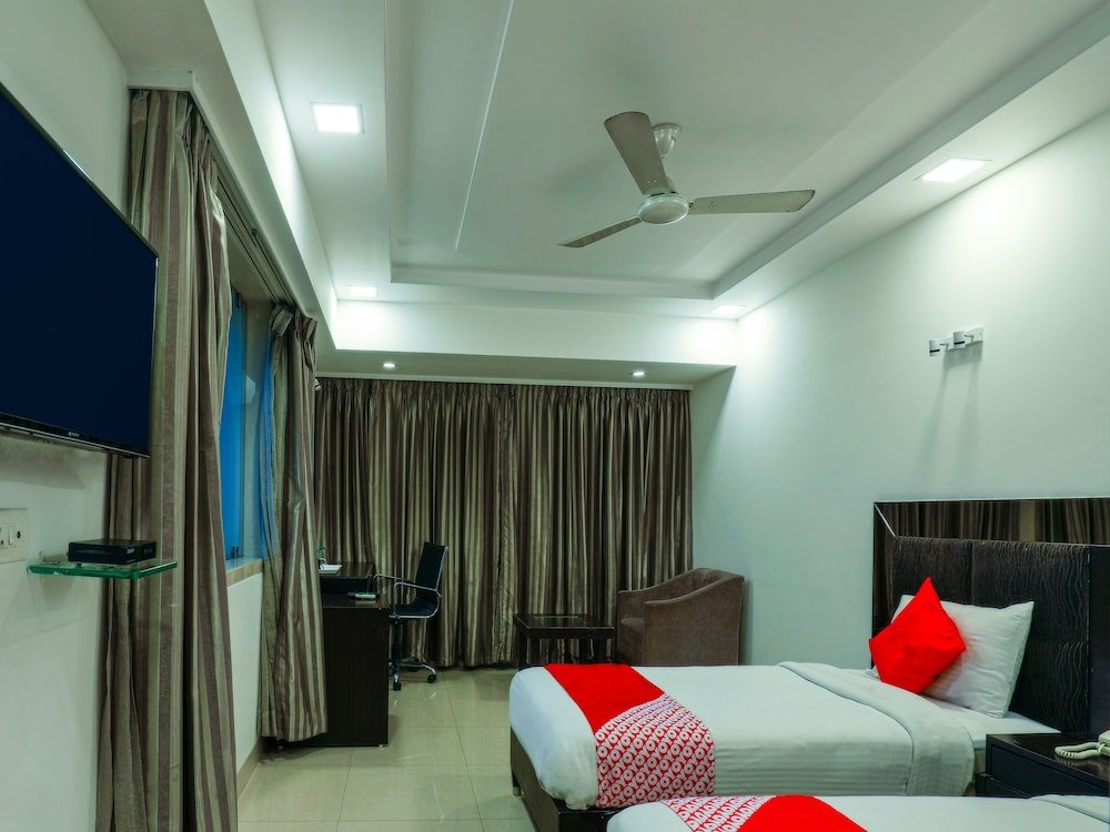 Фото Hotel Supreme
