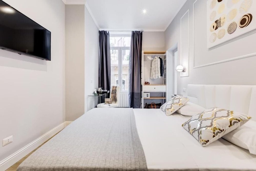 Фото Opera Private Suites