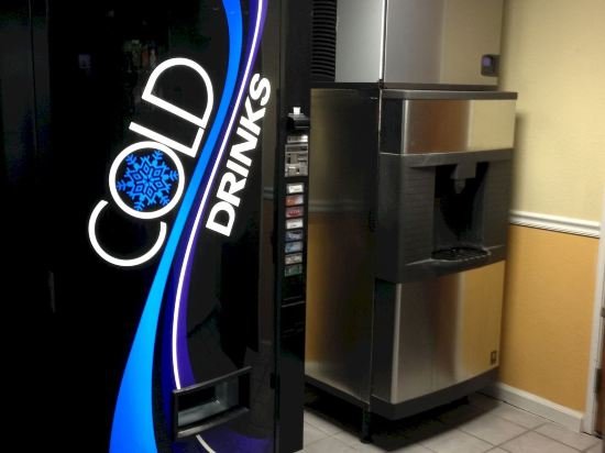 Фото Super 8 by Wyndham Vacaville