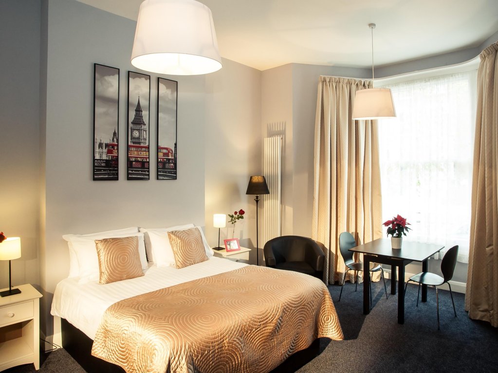 Фото Lamington Apartments