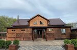 Cafe Dubrava (selo Novaya Usman, Tenistaya ulitsa, 1А/1) ، مقهى