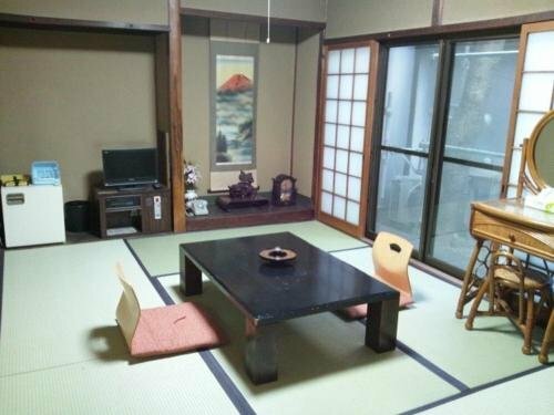 Гостиница Takigawa Ryokan в Киото