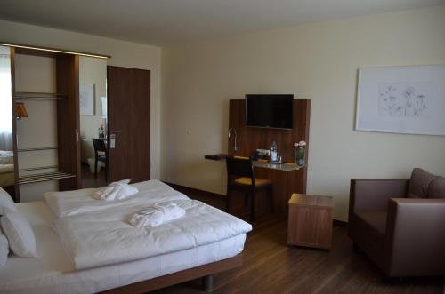 Фото Hotel Isenbütteler Hof