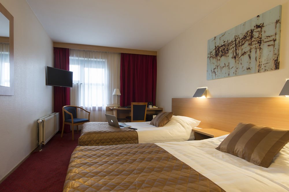 Фото Bastion Hotel Groningen