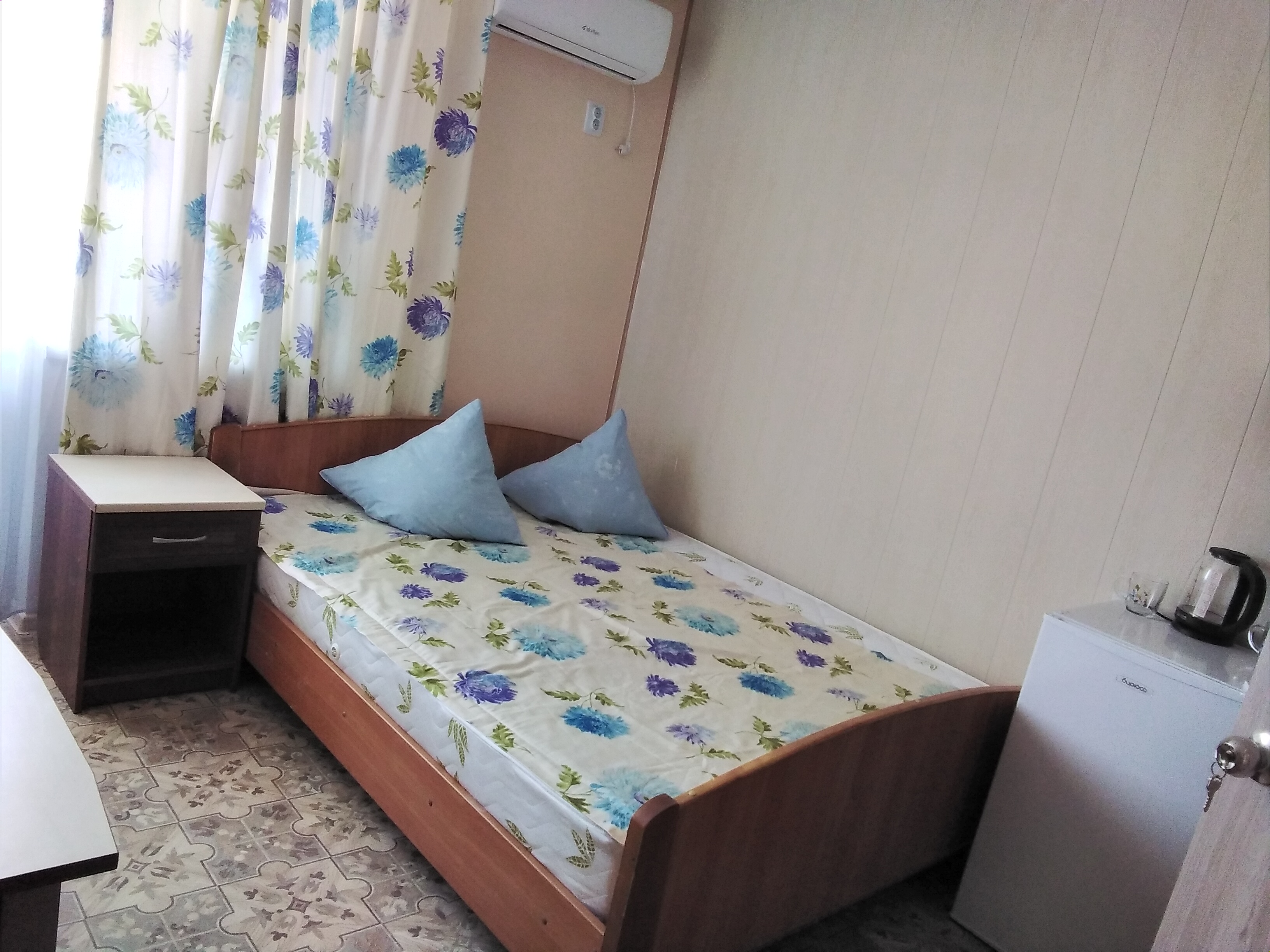 Фото Кипарис