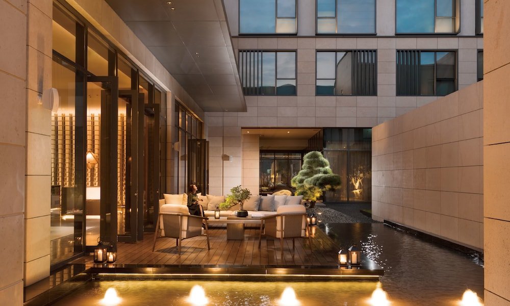 Фото Joyze Hotel Xiamen, Curio Collection by Hilton