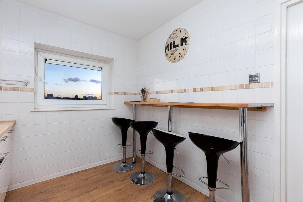 Фото Queensland House Deluxe Guest Room