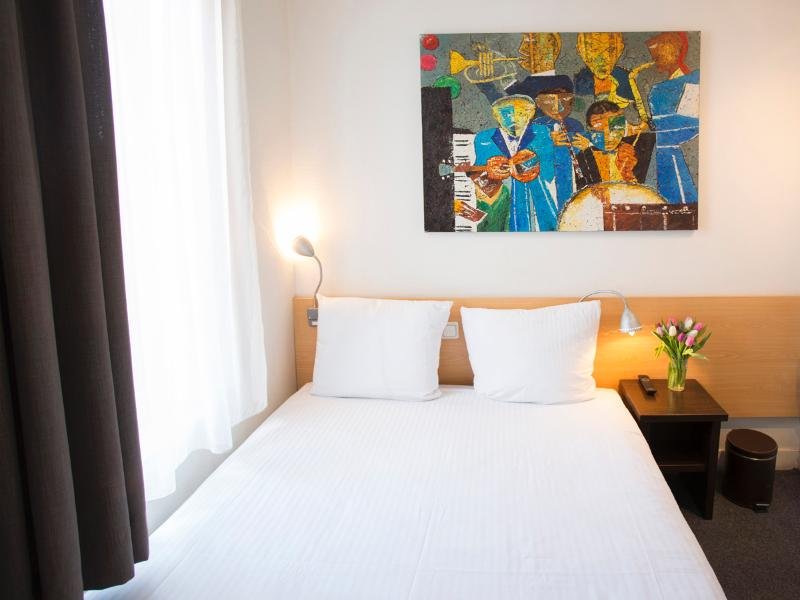 Фото Quentin England Hotel