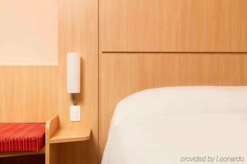Гостиница Hotel Samba Itaborai в Итабораи