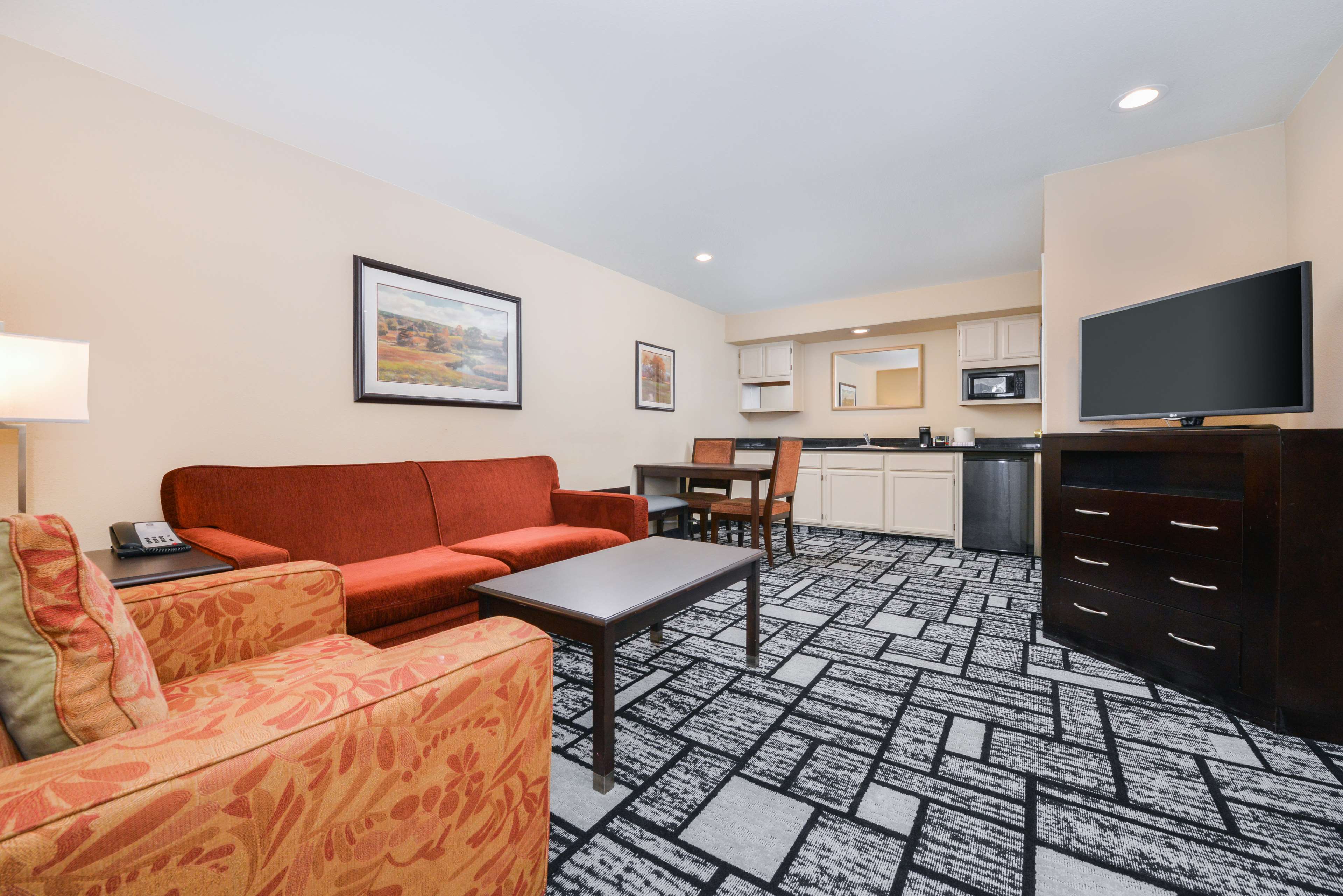 Фото Best Western Plus Meridian Inn & Suites, Anaheim-Orange