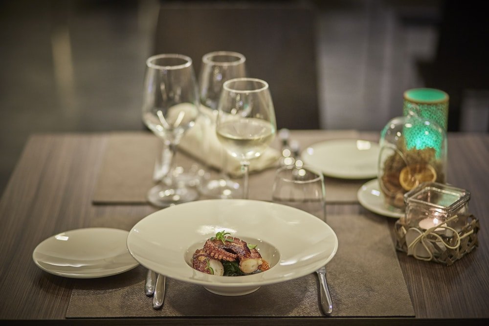 Фото IH Hotels Milano Lorenteggio