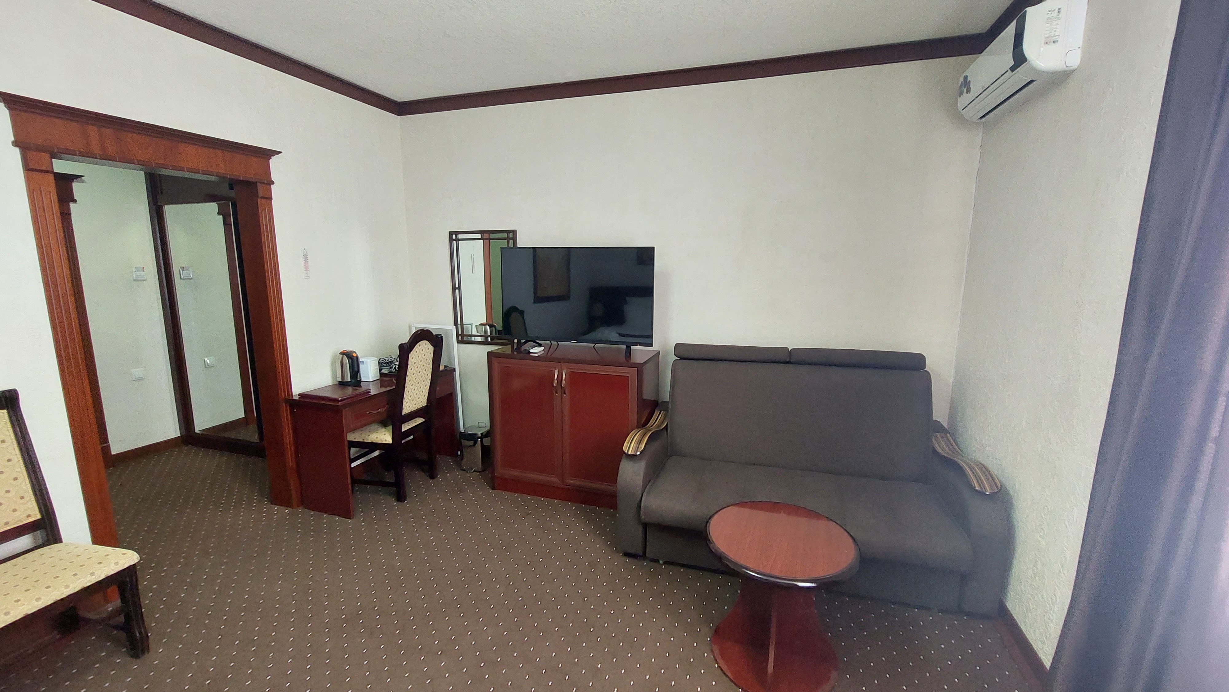 Фото Turon Plaza